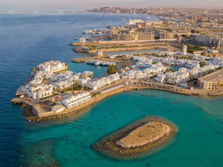 Hurghada & Cairo: Red Sea to Pyramids